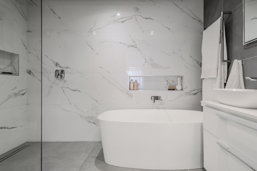 To Let 2 Bedroom Property for Rent in Fresnaye Western Cape